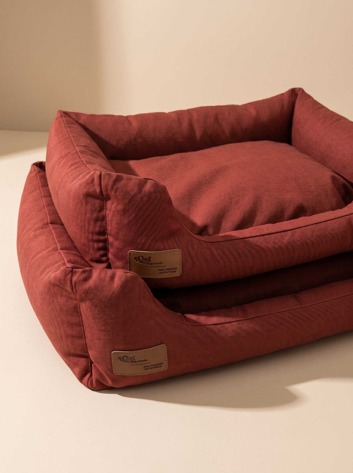 Cama Dreamer Burgundy